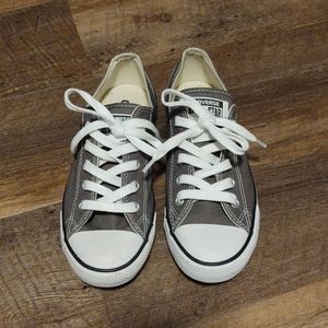 Dainty Converse